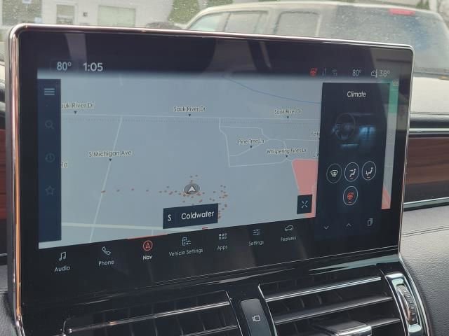 Used 2024 Lincoln Navigator Premiere image 33