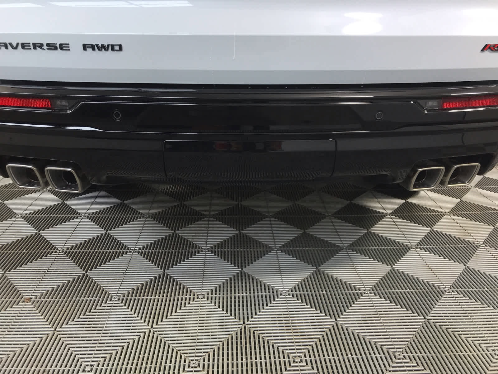 New 2026 Chevrolet Traverse RS w/ LPO, Floor Liner Package image 19