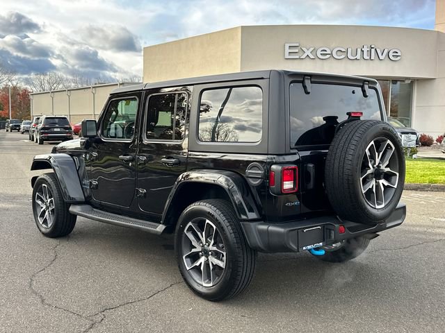 Used 2024 Jeep Wrangler Unlimited w/ Convenience Group image 4