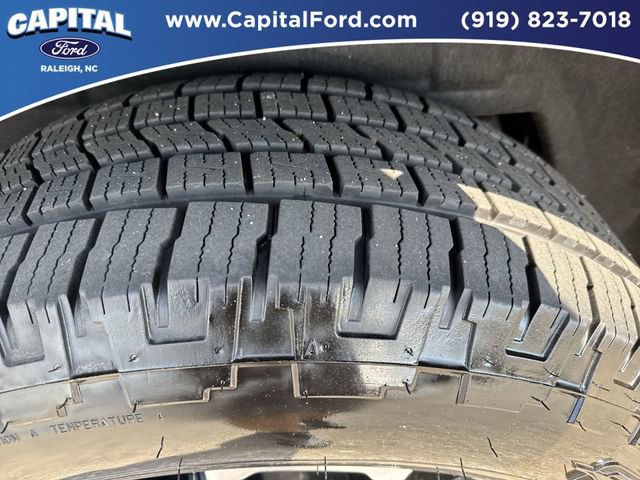 Certified 2024 Ford Expedition Max XLT image 14