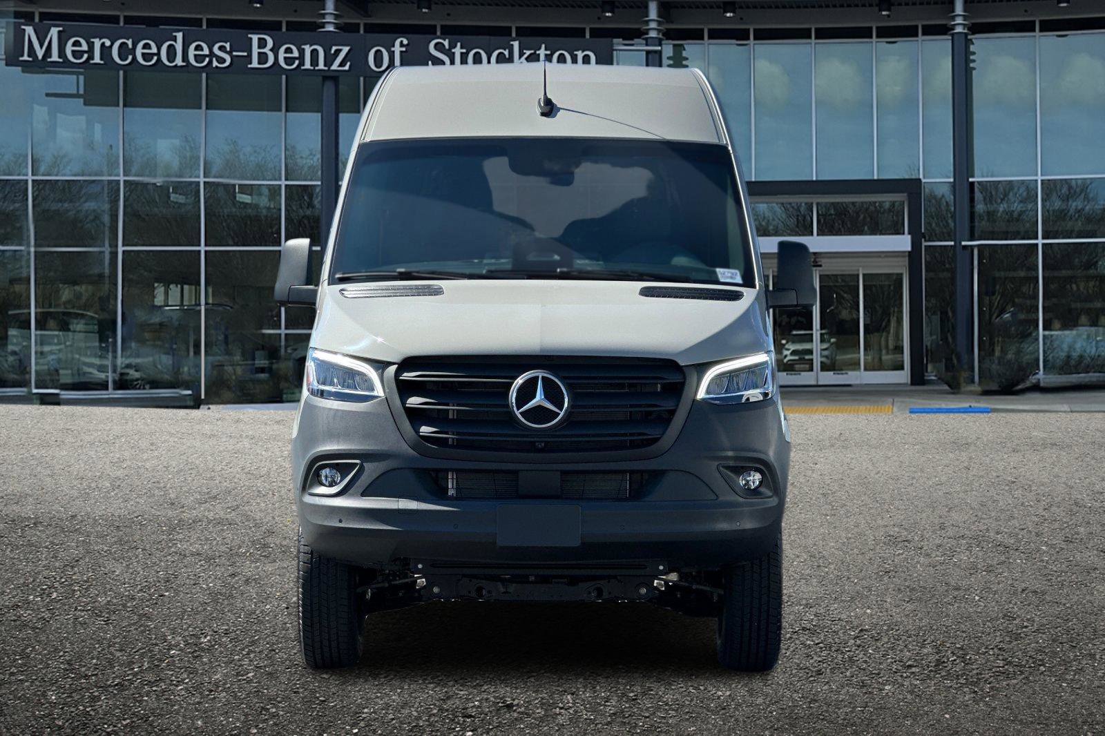 New 2026 Mercedes-Benz Sprinter 2500 image 9