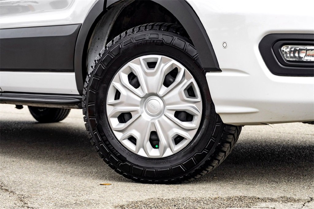 Used 2023 Ford Transit 350 XLT image 2