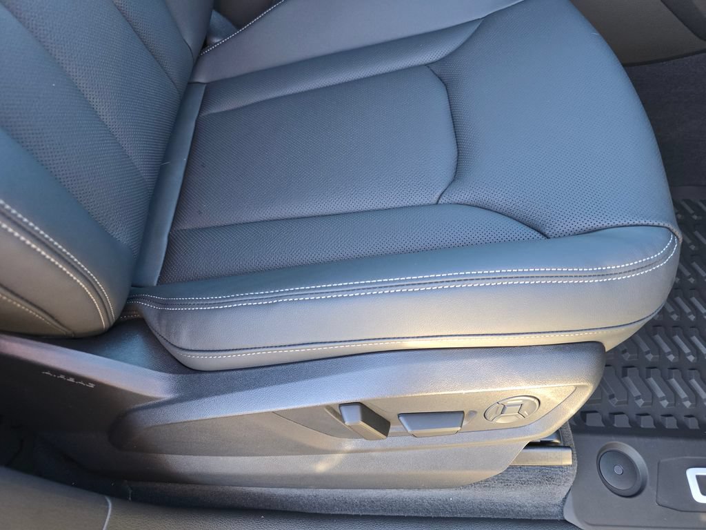 New 2026 Audi Q8 Premium Plus AWD/4WD image 40