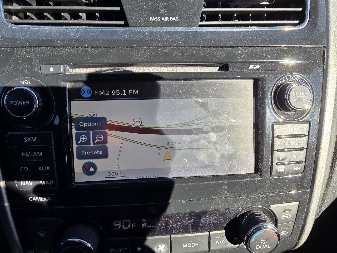 Used 2015 Nissan Altima 3.5 SL FWD image 18