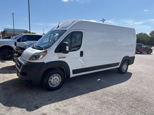 Used 2022 RAM ProMaster 3500 w/ Premium Convenience Group FWD image 2