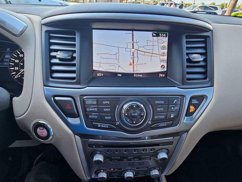 Used 2020 Nissan Pathfinder SL image 24