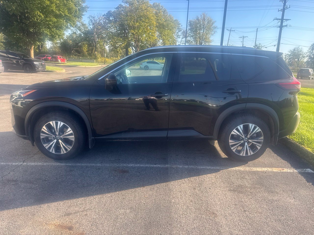 Used 2021 Nissan Rogue SV w/ Premium Package AWD/4WD image 9