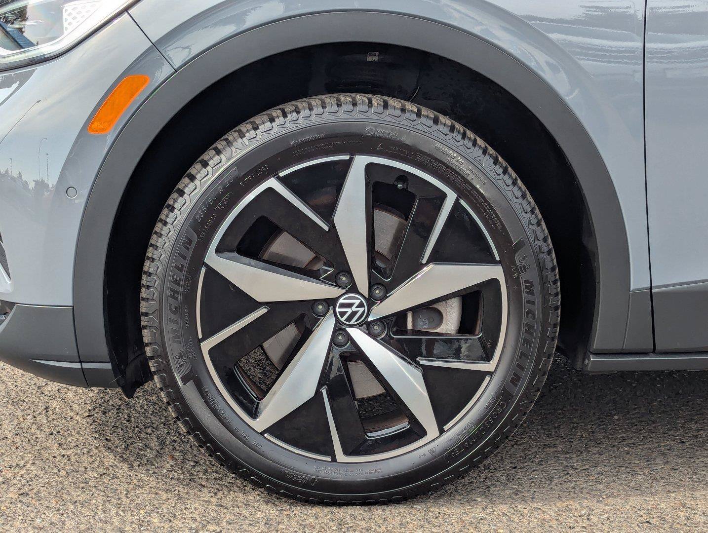 Certified 2023 Volkswagen ID.4 Pro S AWD/4WD image 40