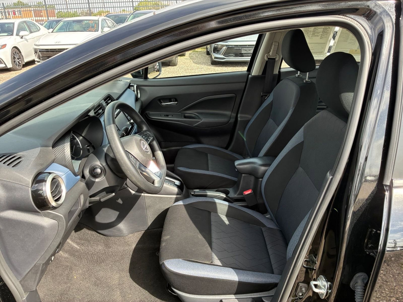 Used 2025 Nissan Versa SV image 19