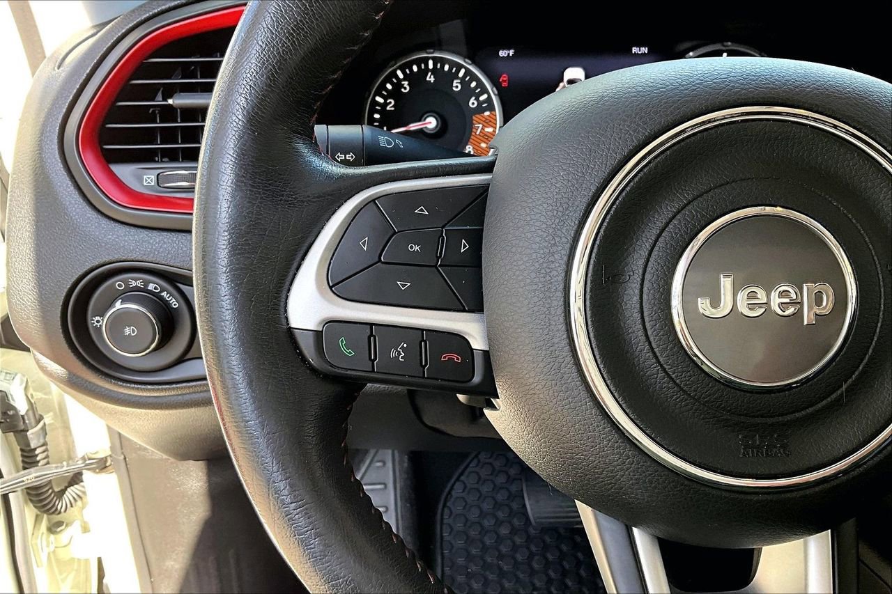 Used 2020 Jeep Renegade Trailhawk w/ Premium Leather Group image 10