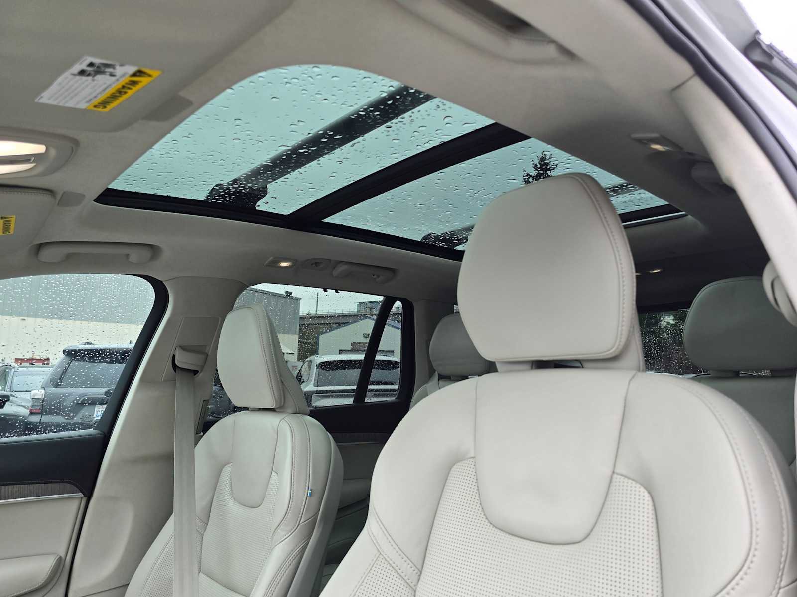 Certified 2023 Volvo XC90 T8 Ultimate w/ Lounge Package image 22