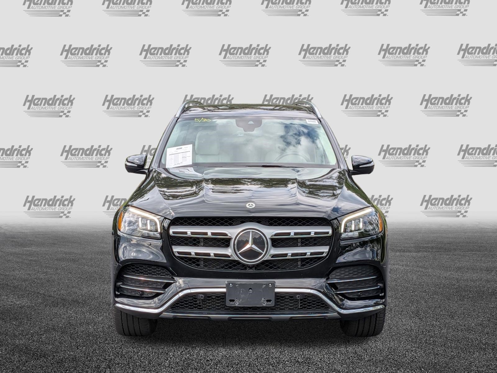 Used 2023 Mercedes-Benz GLS 450 4MATIC w/ AMG Line Exterior image 3