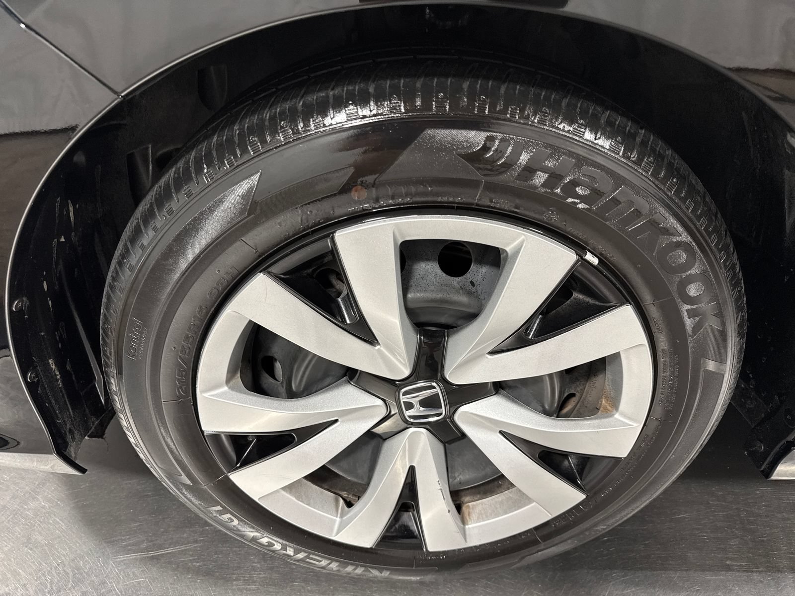 Used 2025 Honda Civic LX image 2