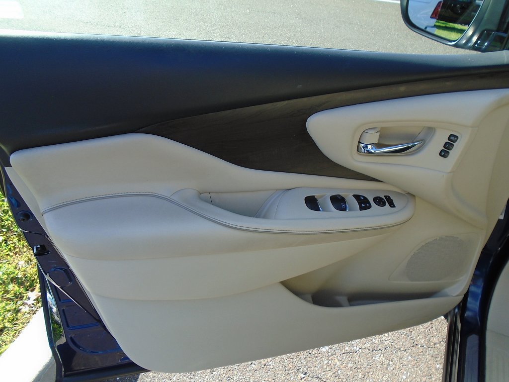 Used 2019 Nissan Murano Platinum AWD/4WD image 6