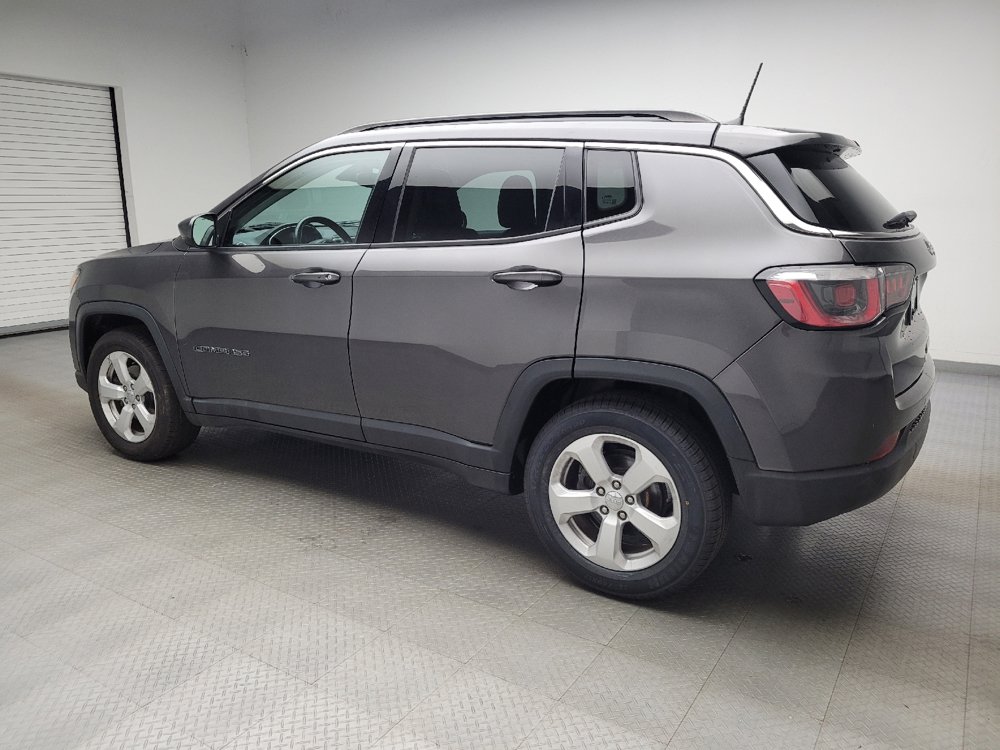 Used 2018 Jeep Compass Latitude w/ Popular Equipment Group FWD image 3