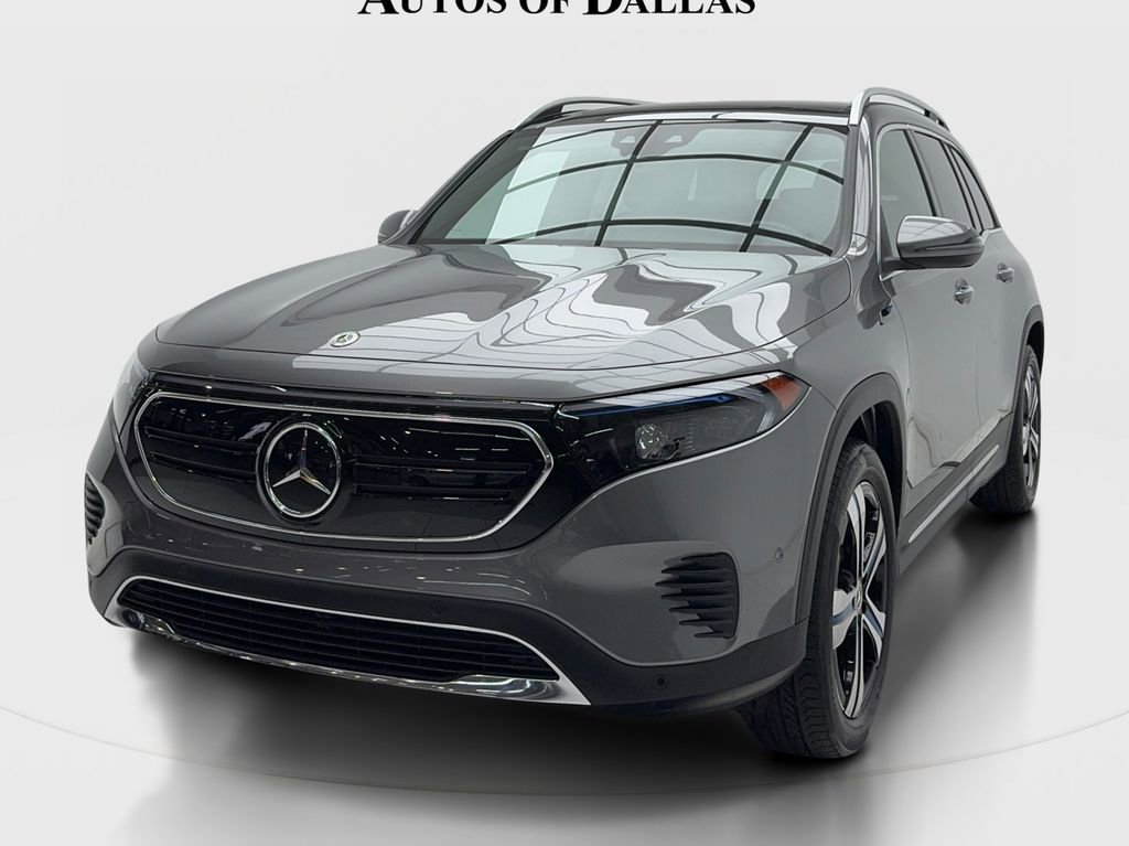 Used 2022 Mercedes-Benz EQB 350 4MATIC image 4