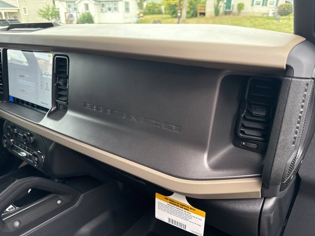 New 2025 Ford Bronco Big Bend w/ Black Diamond Package image 31