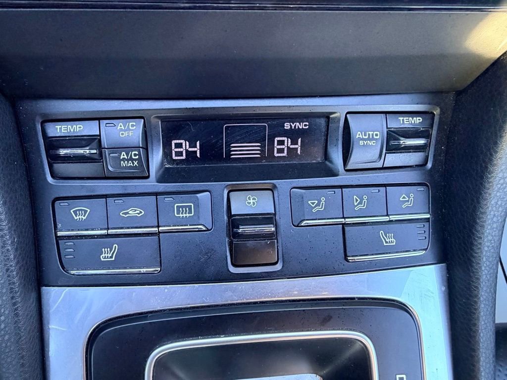 Used 2015 Porsche 911 Carrera 4S image 24