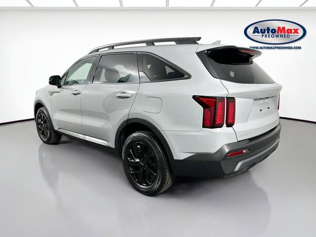 Used 2023 Kia Sorento S AWD/4WD image 5
