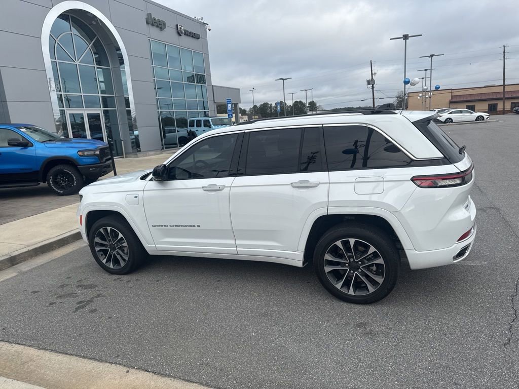 Used 2023 Jeep Grand Cherokee Overland image 13