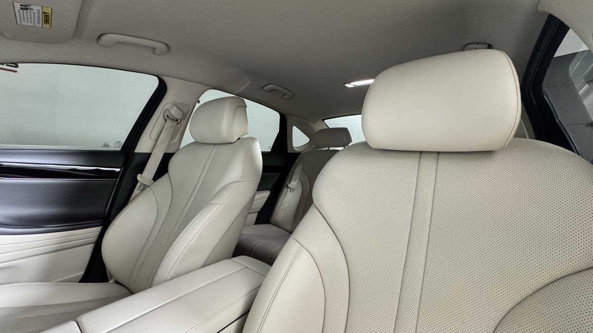 Used 2021 Genesis G80 2.5T AWD/4WD image 18