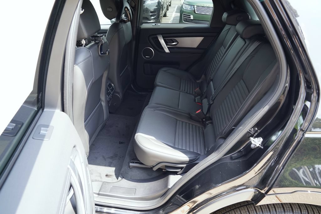 New 2026 Land Rover Discovery Sport Landmark AWD/4WD image 30