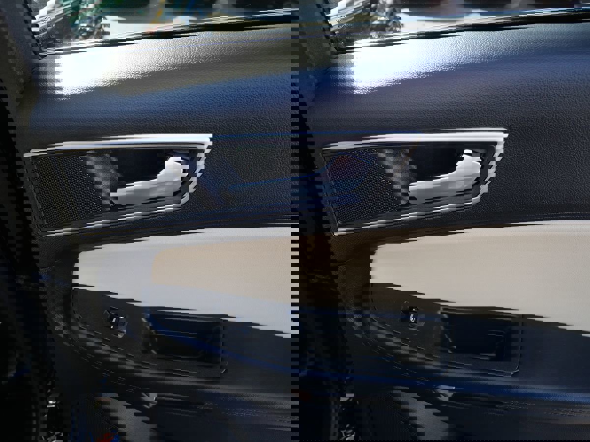 Used 2021 Ford Edge SEL w/ Cargo Accessory Package image 29