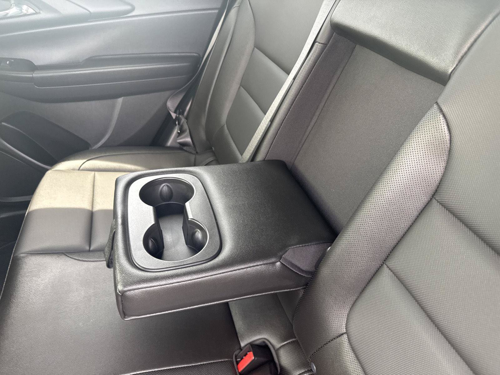 Used 2025 Chevrolet TrailBlazer RS w/ Convenience Package FWD image 10
