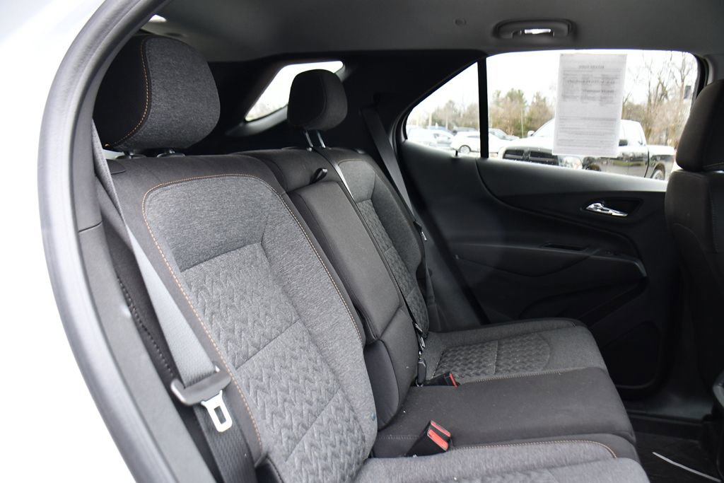 Used 2022 Chevrolet Equinox LT AWD/4WD image 17