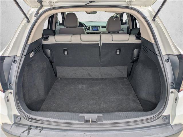 Used 2020 Honda HR-V LX image 6