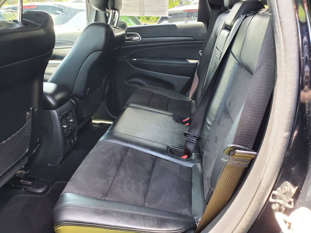 Used 2020 Jeep Grand Cherokee Altitude image 11