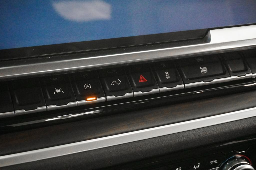 Used 2022 GMC Sierra 1500 SLT image 27