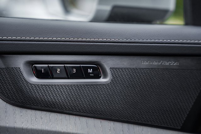 New 2026 Volvo XC90 B6 Ultra image 40