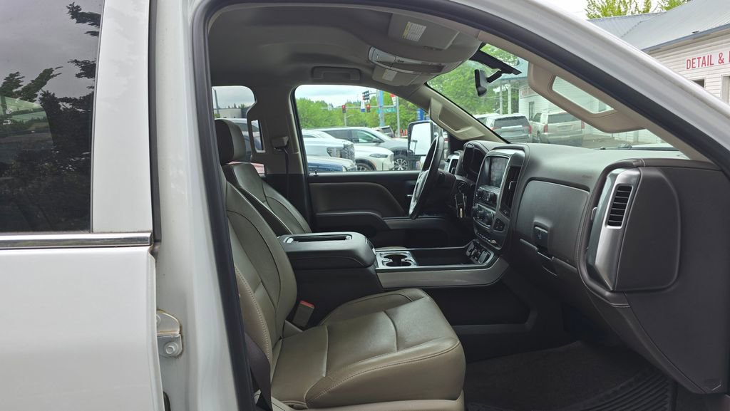 Used 2017 Chevrolet Silverado 3500 LTZ w/ Duramax Plus Package AWD/4WD image 47