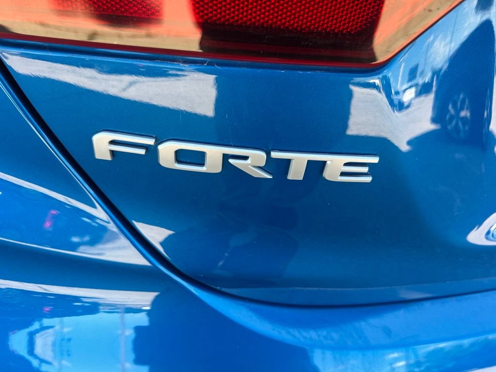 Certified 2022 Kia Forte GT-Line FWD image 30