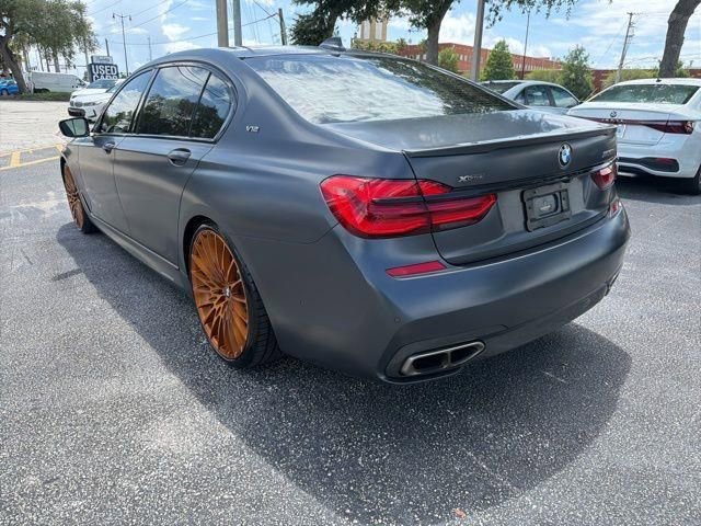 Used 2018 BMW M760i xDrive w/ Luxury Rear Seating Package AWD/4WD image 3