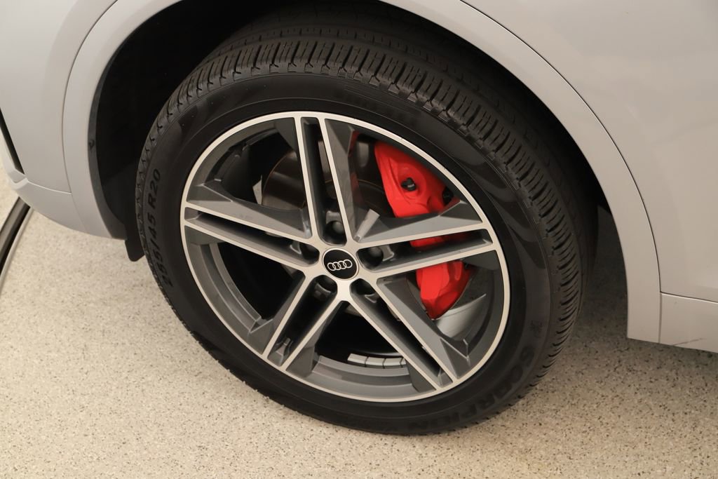 Certified 2024 Audi Q5 e Premium Plus AWD/4WD image 36