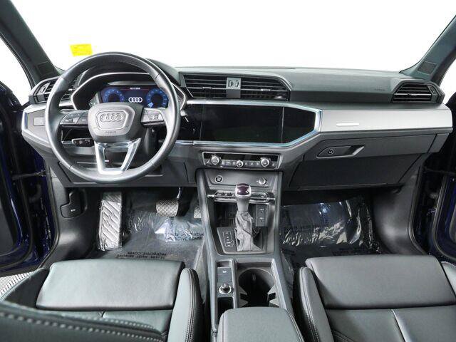 Used 2024 Audi Q3 2.0T Premium AWD/4WD image 17