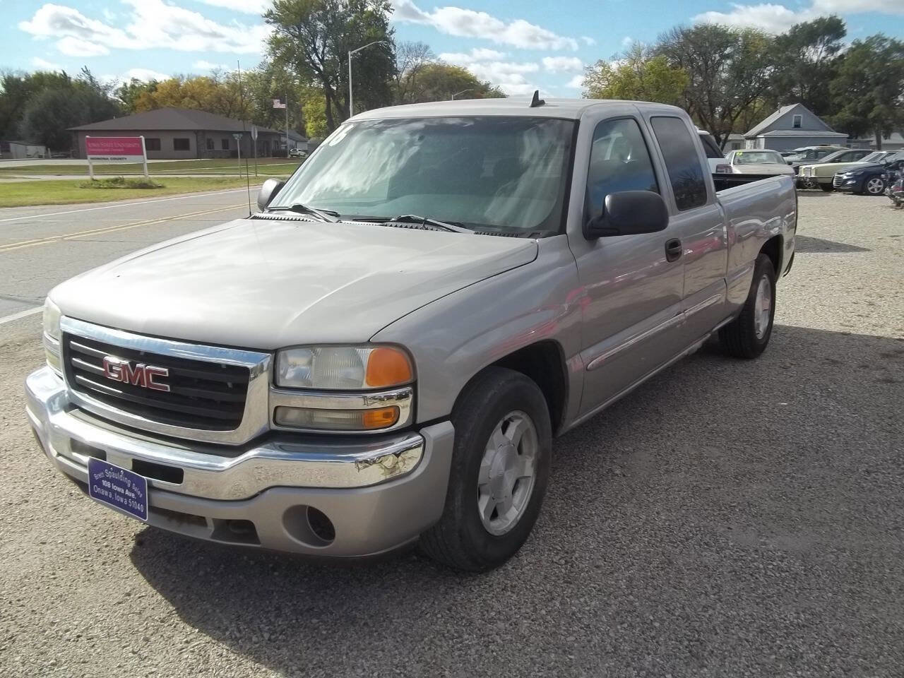 Used 2006 GMC Sierra 1500 SLE w/ Light Duty Power Package image 1