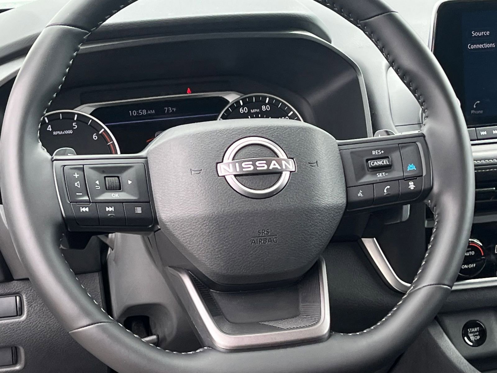 Used 2025 Nissan Rogue SV FWD image 30
