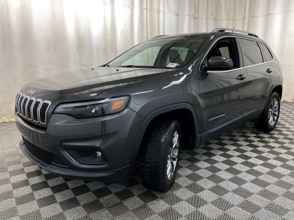 Used 2019 Jeep Cherokee Latitude Plus AWD/4WD image 12