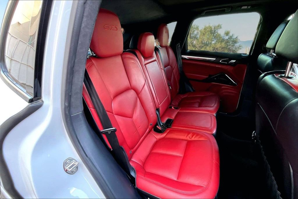 Used 2017 Porsche Cayenne GTS AWD/4WD image 27