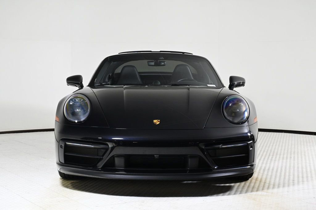 Certified 2023 Porsche 911 image 10