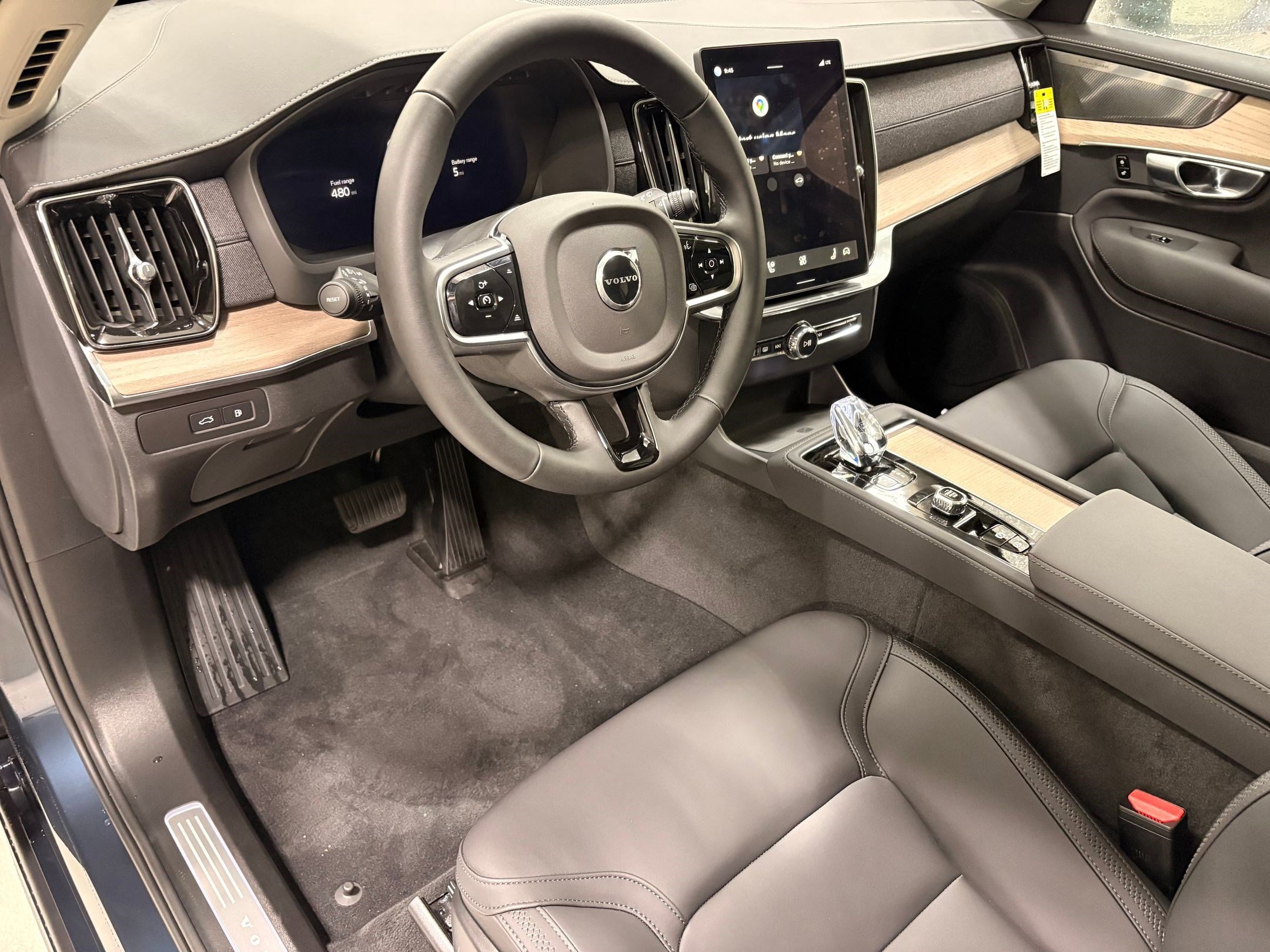 New 2026 Volvo XC90 T8 Plus image 4