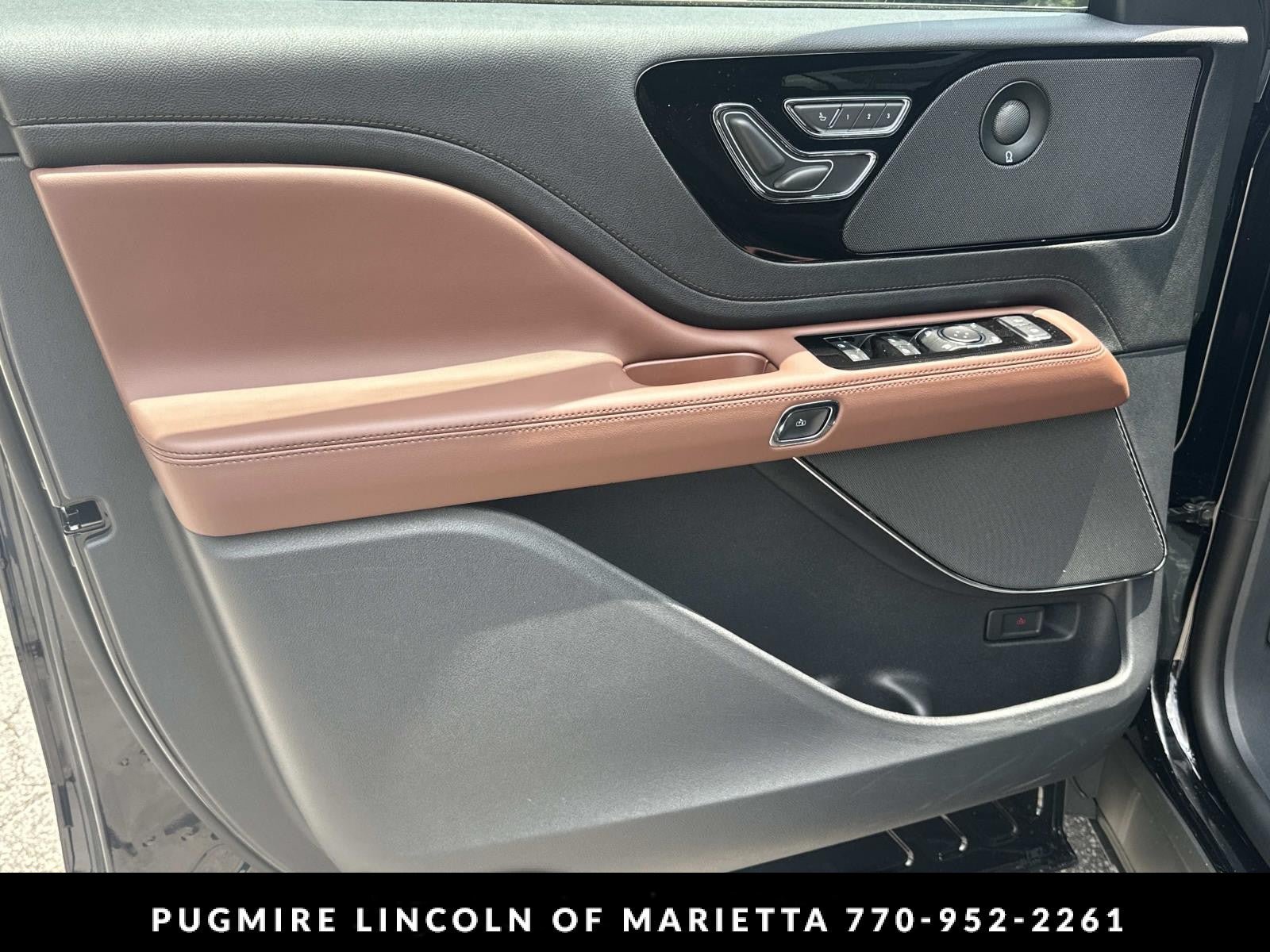 New 2026 Lincoln Aviator Reserve RWD image 10