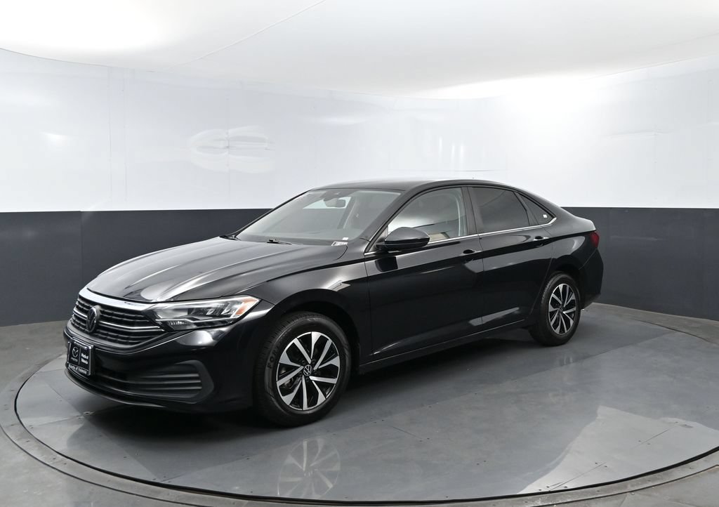 Used 2024 Volkswagen Jetta S FWD image 1