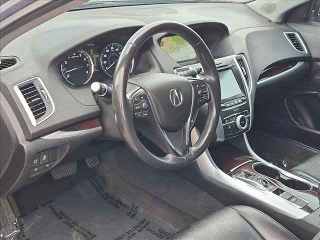 Used 2015 Acura TLX w/ Technology Package FWD image 9