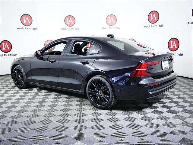 Used 2024 Volvo S60 B5 Plus image 6