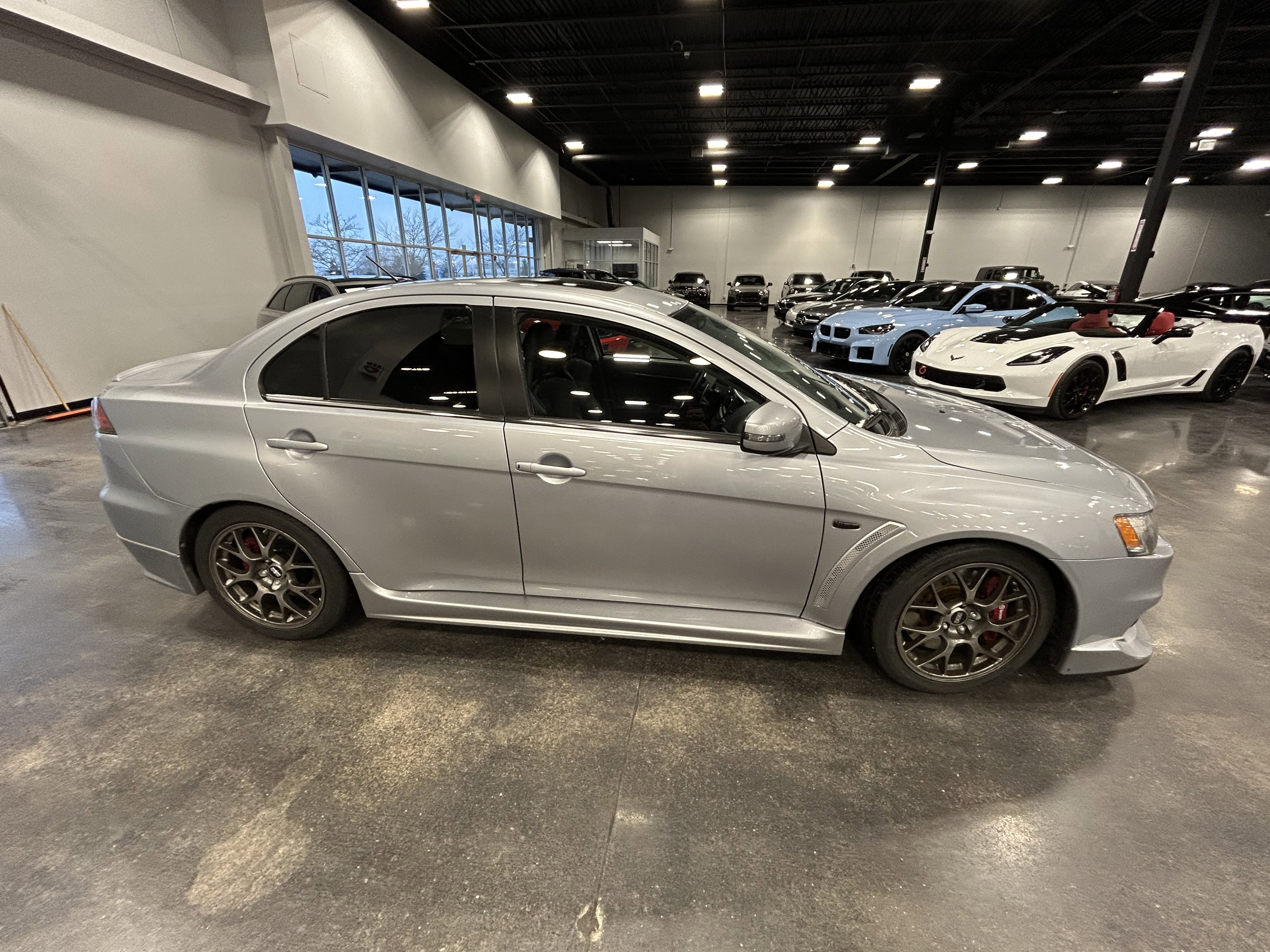Used 2015 Mitsubishi Lancer Evolution MR image 2