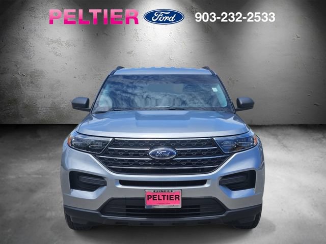 Used 2023 Ford Explorer XLT RWD image 2